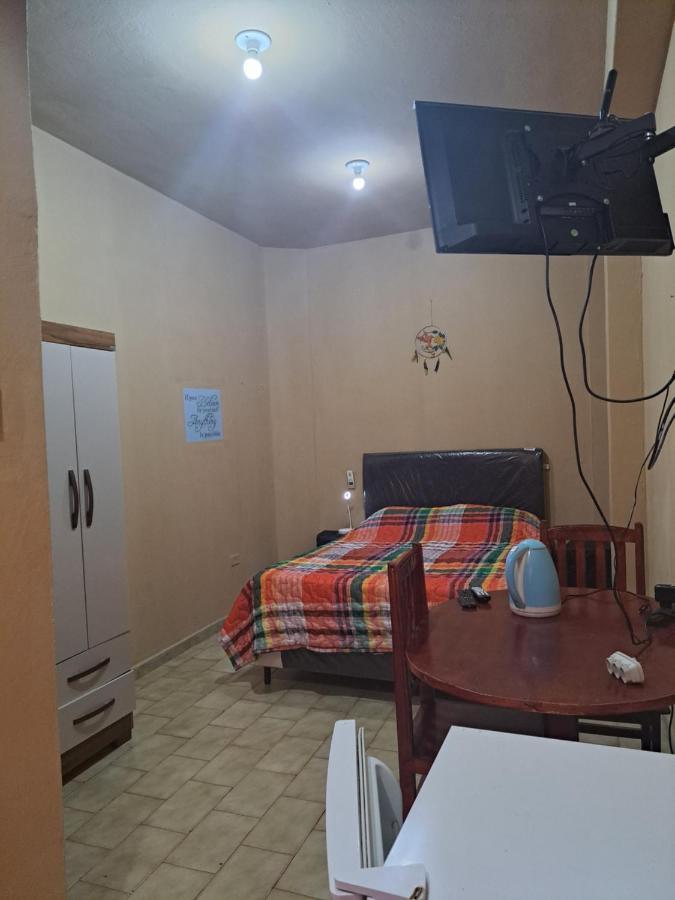 Hummingbird Hostel Сиудад дел Есте Екстериор снимка