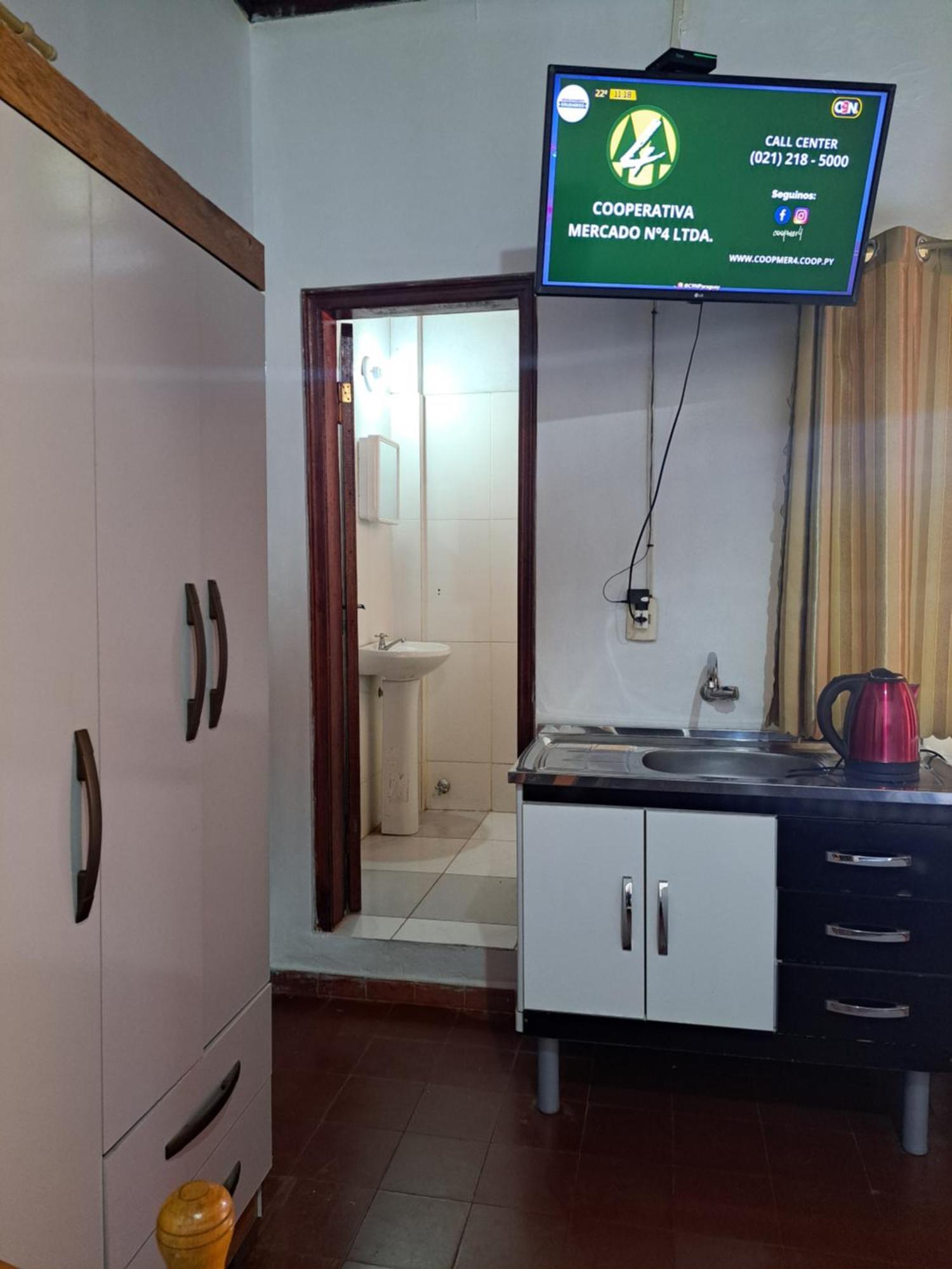 Hummingbird Hostel Сиудад дел Есте Екстериор снимка