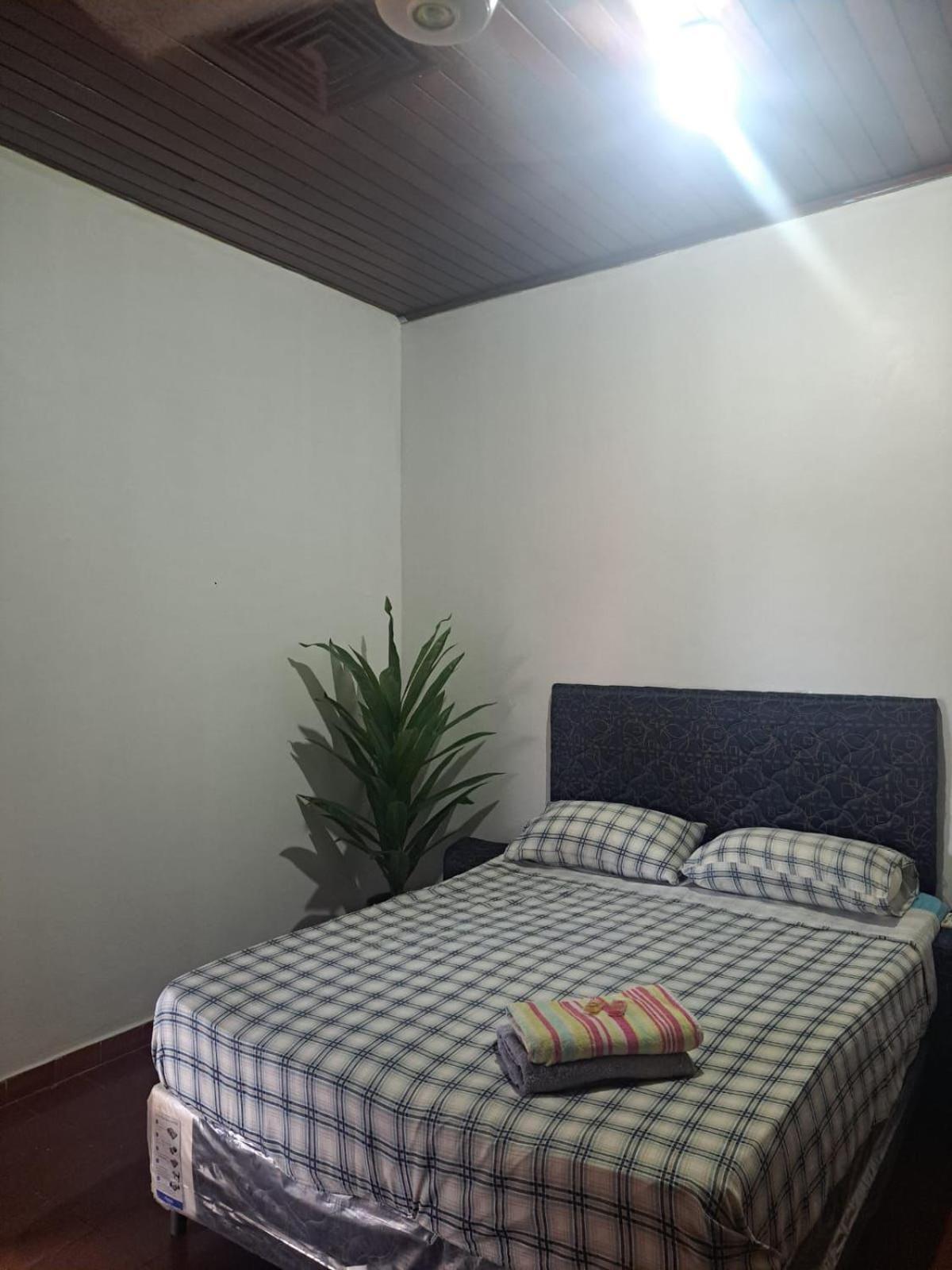 Hummingbird Hostel Сиудад дел Есте Екстериор снимка