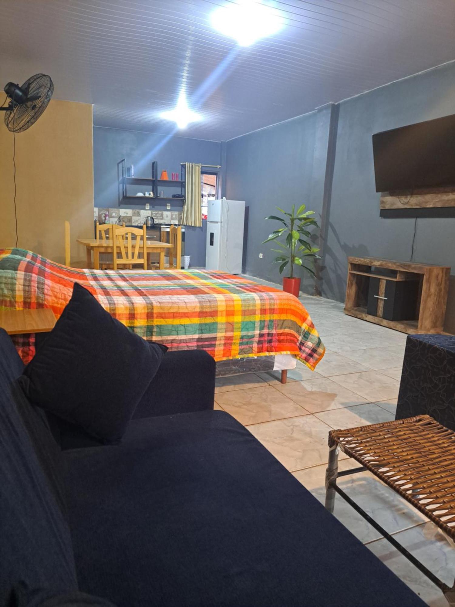 Hummingbird Hostel Сиудад дел Есте Екстериор снимка